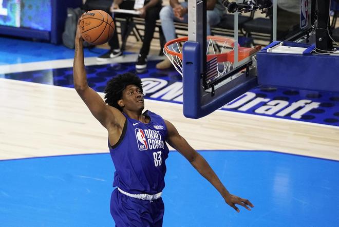 也表明她在 也表明她在