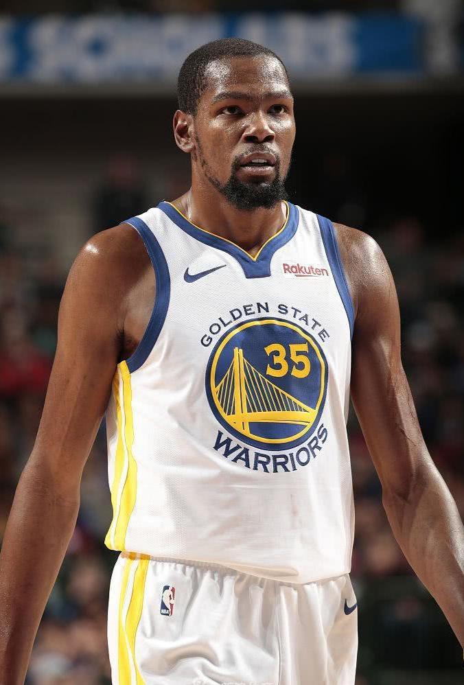 在这些比赛 在这些比赛