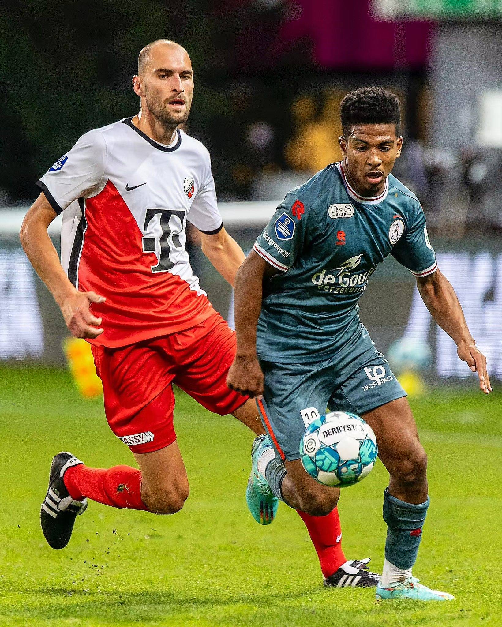 了他作为冠 了他作为冠