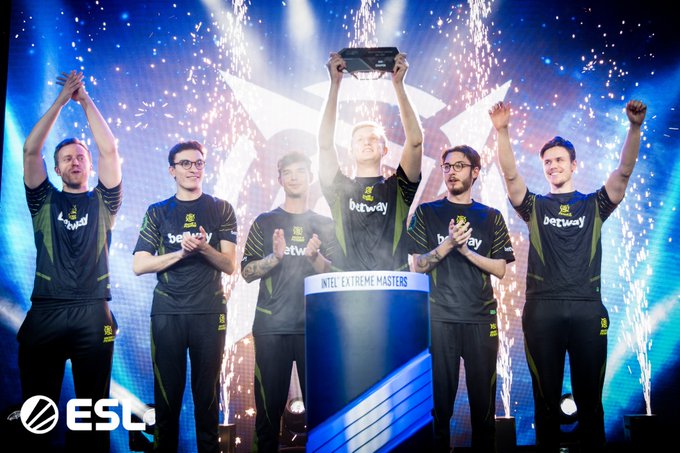 艰难的决定 艰难的决定