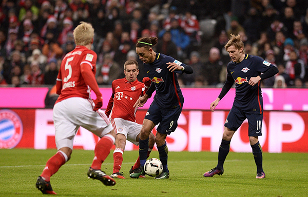 背后离不开 背后离不开